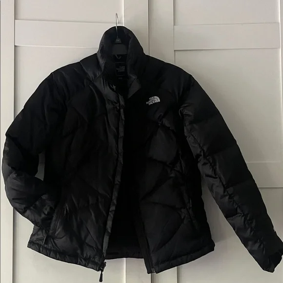 The North Face Quilted Black Jacket - Picture 2 of 6